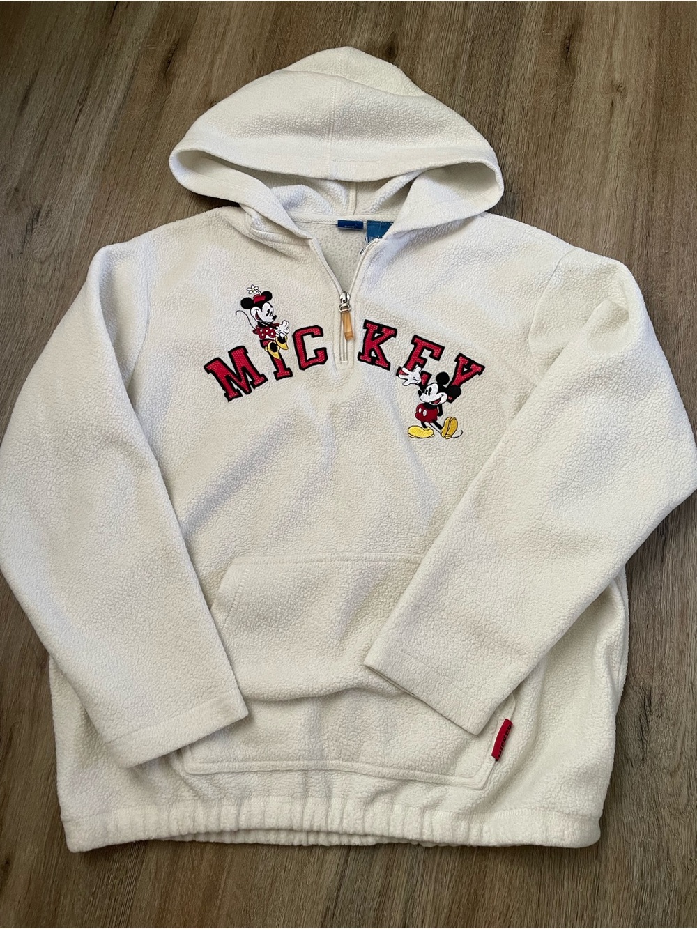 Disney Mickey Mouse vintage pullover size large